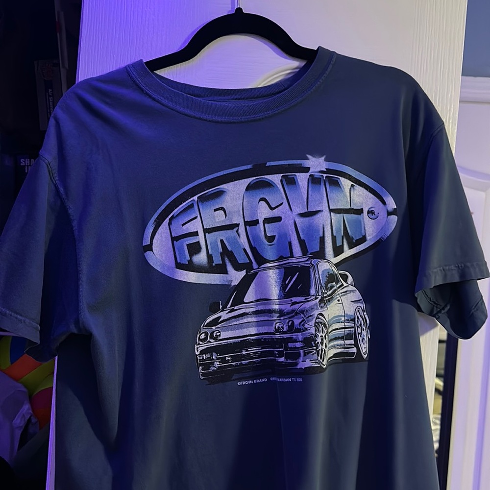 FRGVN SHIRT SIZE LARGE